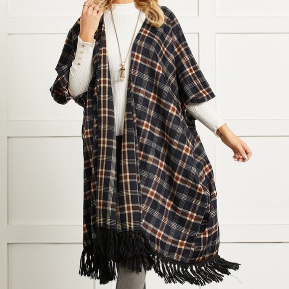 Suzanne Betro Jackets & Blazers - 🟥◼️ Red & Black Plaid Cape with Fringe ◼️🟥
